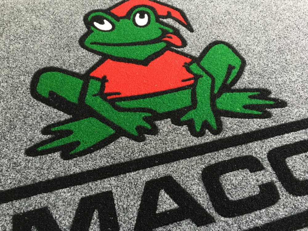 Tappeto intarsiato Personalizzato con il logo MACO